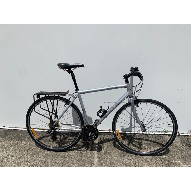 2HB Specialized sirrus  raw MD