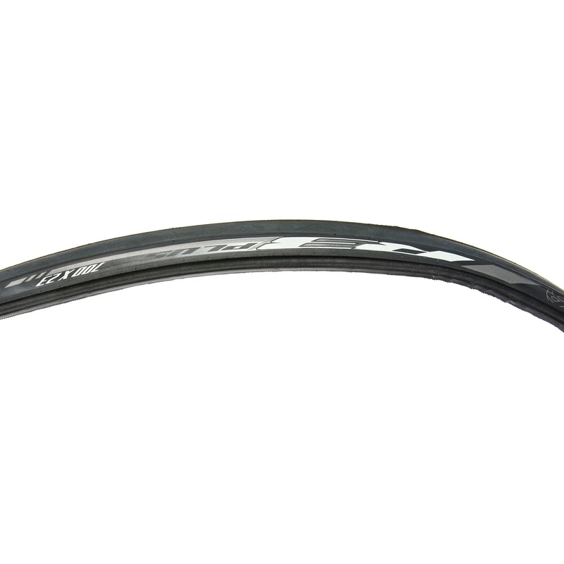 BonTrager R3 tire Black 700x23c