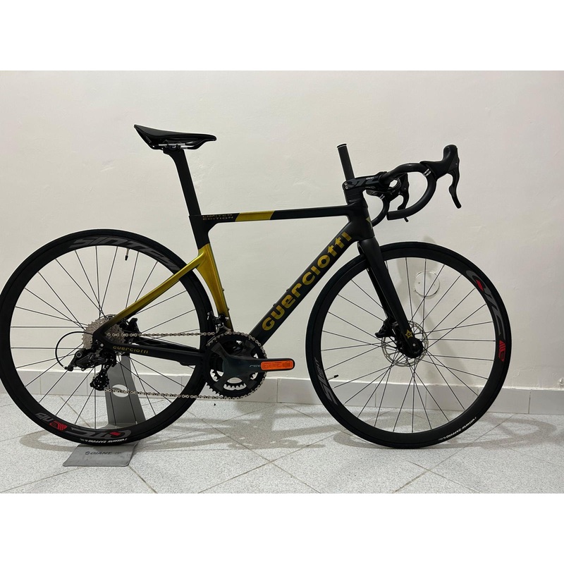 Fast Guerciotti S – Limited Edition Black – Gold – Limited Edition S Campagnolo Chorus 12s