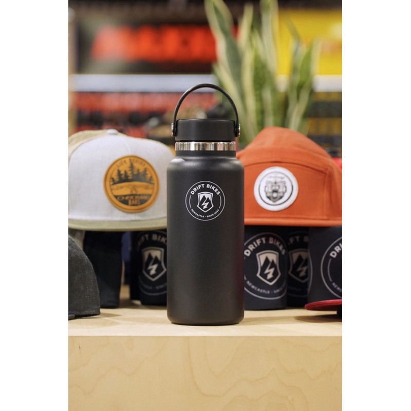 Hydro Flask X Drift Bikes 32oz (946ml) WIDE Drink Bottle 2.0 Black