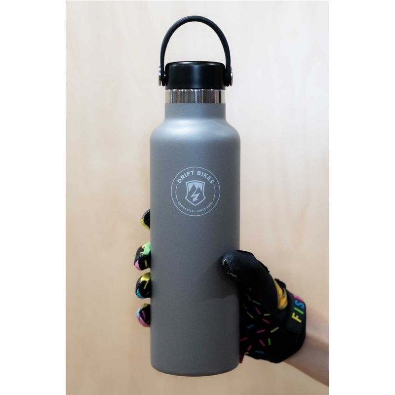 Hydro Flask X Drift Bikes 21oz (621ml) Standard Mouth Drink Bottle Graphite