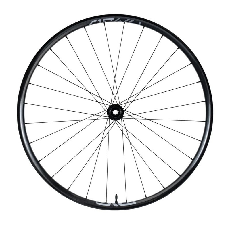 Enve Foundation AM30 29″ 15×110/148,  i9 101 CL Shimano Micro Spline